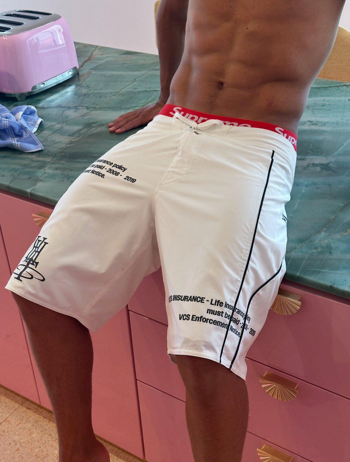 INSURANCE BOARDSHORTS